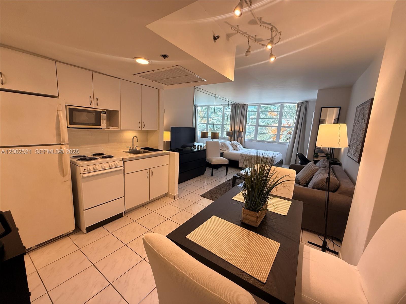 100 Lincoln Rd # 314A, Miami Beach FL 33139 photo 3