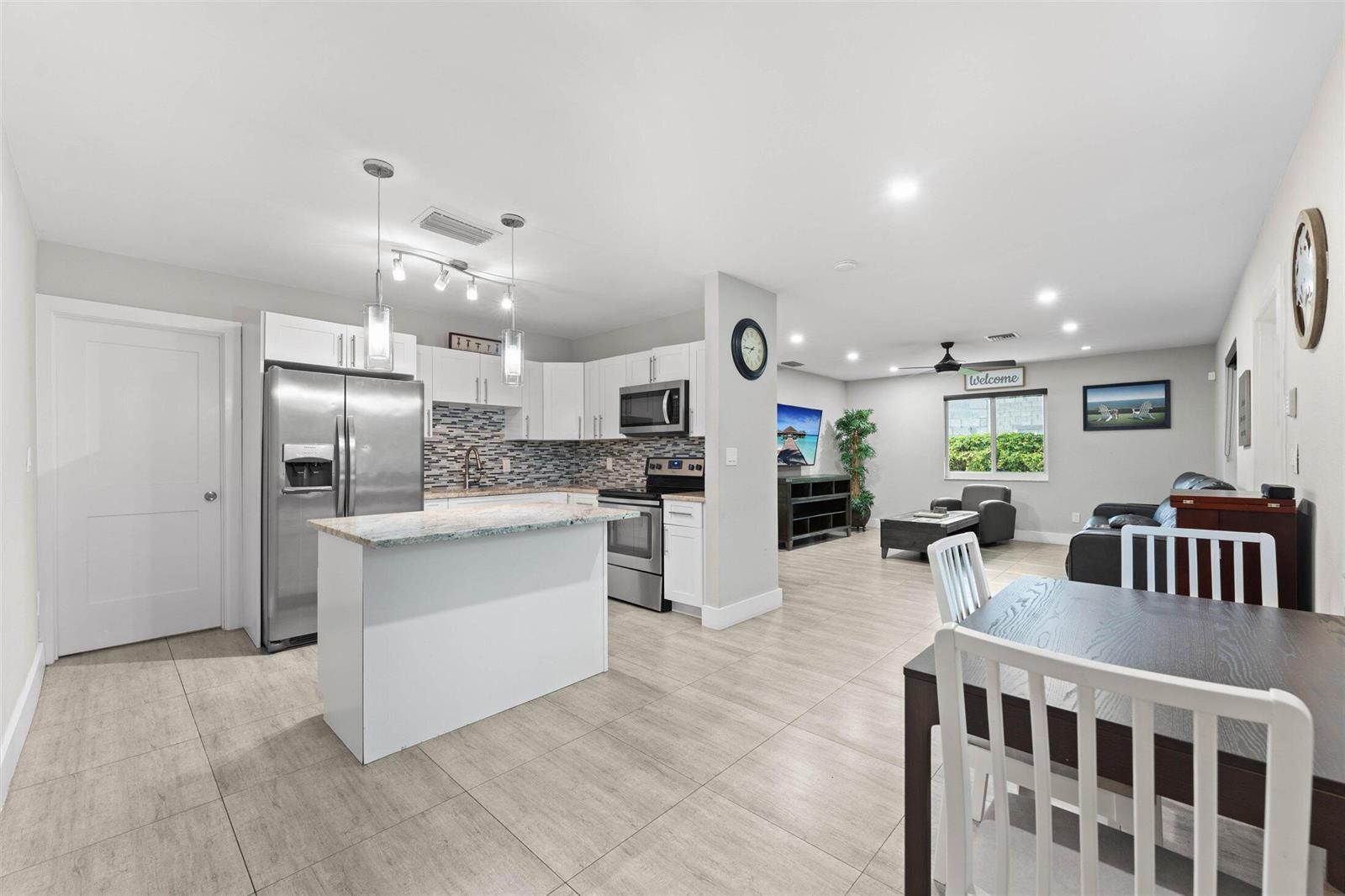 1633 SW 30th Avenue, Fort Lauderdale FL 33312 photo 5