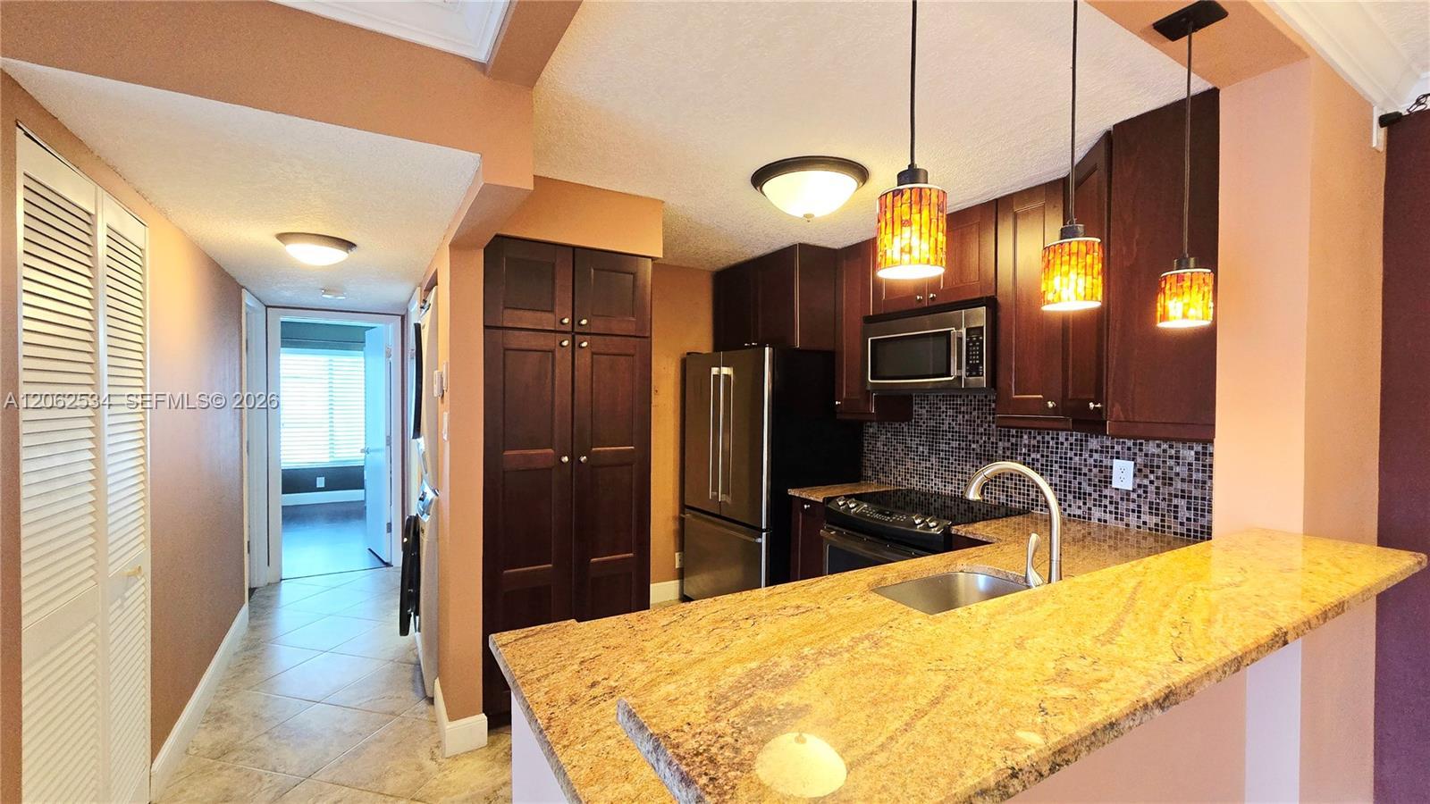 202 Foxtail Dr # G2, Green Acres FL 33415 photo 4