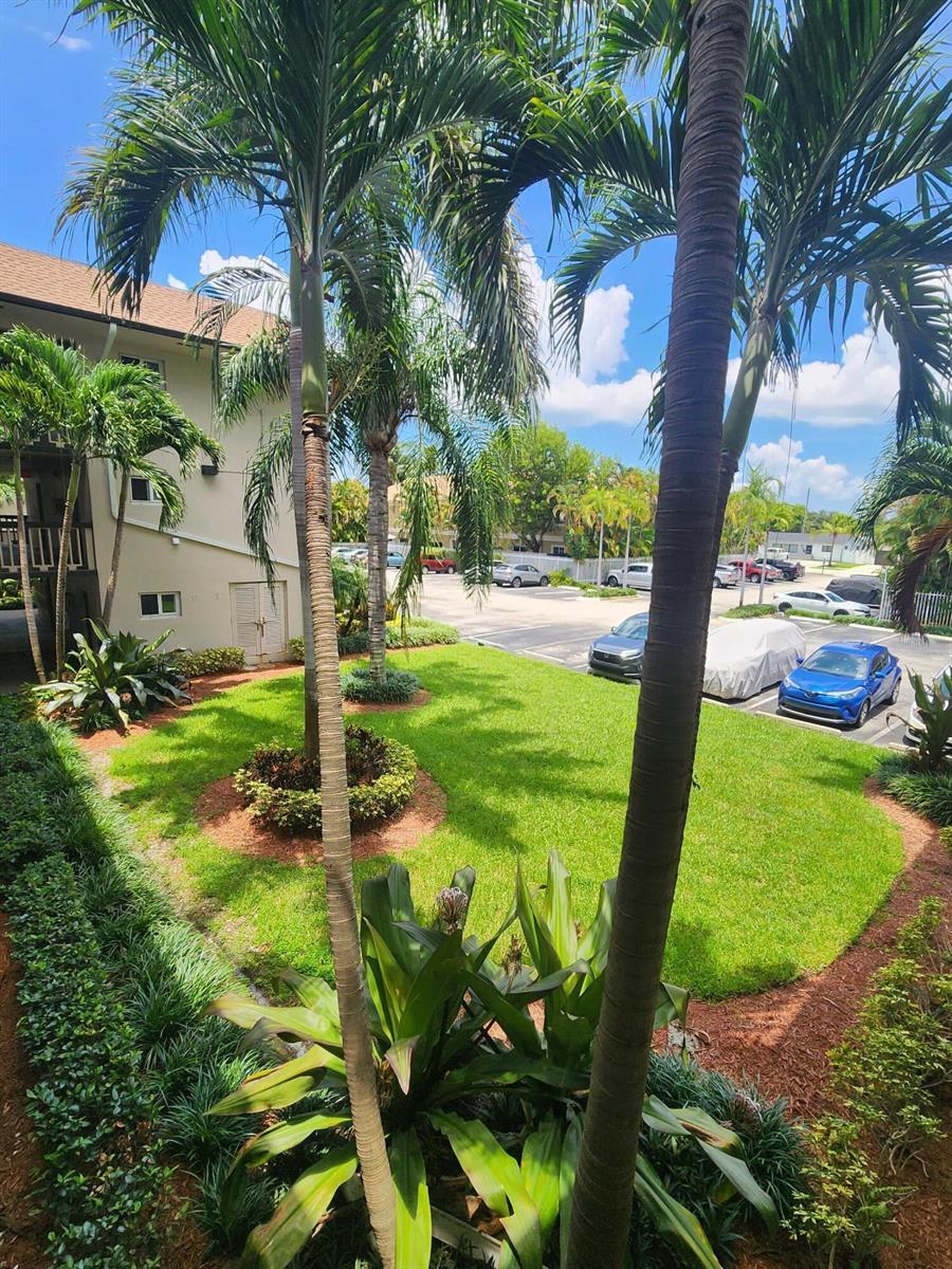 4900 WASHINGTON Street # 307, Hollywood FL 33021 photo 4