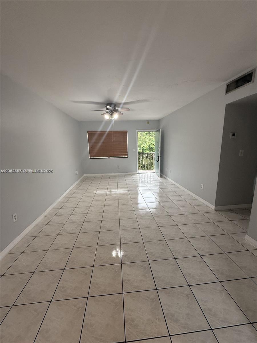 7505 SW 82nd St # 314, Miami FL 33143 photo 3