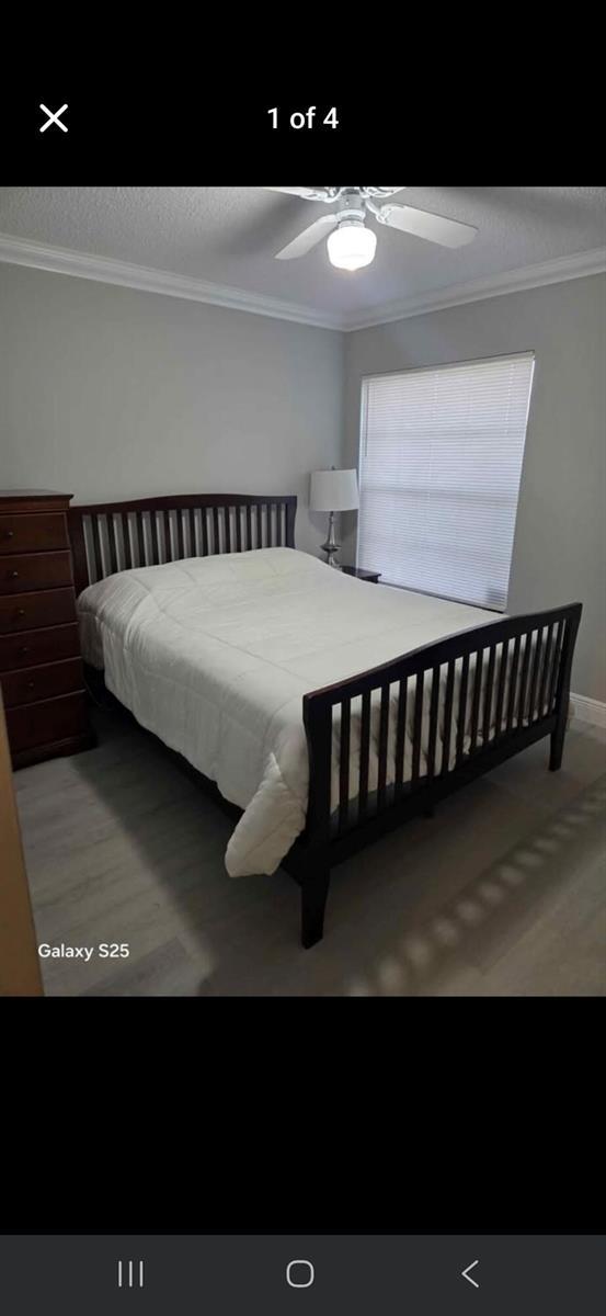 3703 Hertford Court, FL 33463 photo 3