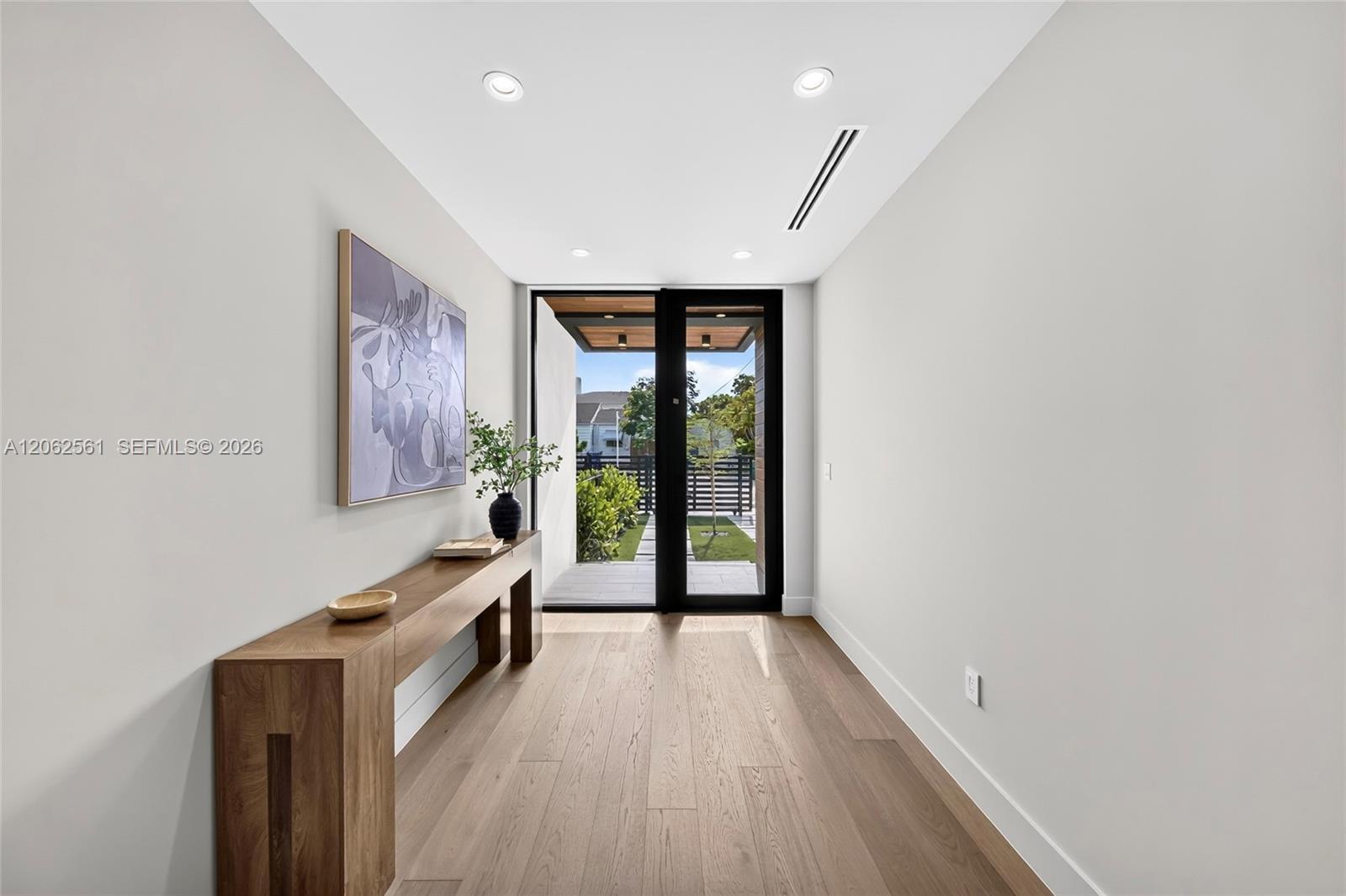 1034 SW 11th Ave, Miami FL 33130 photo 5