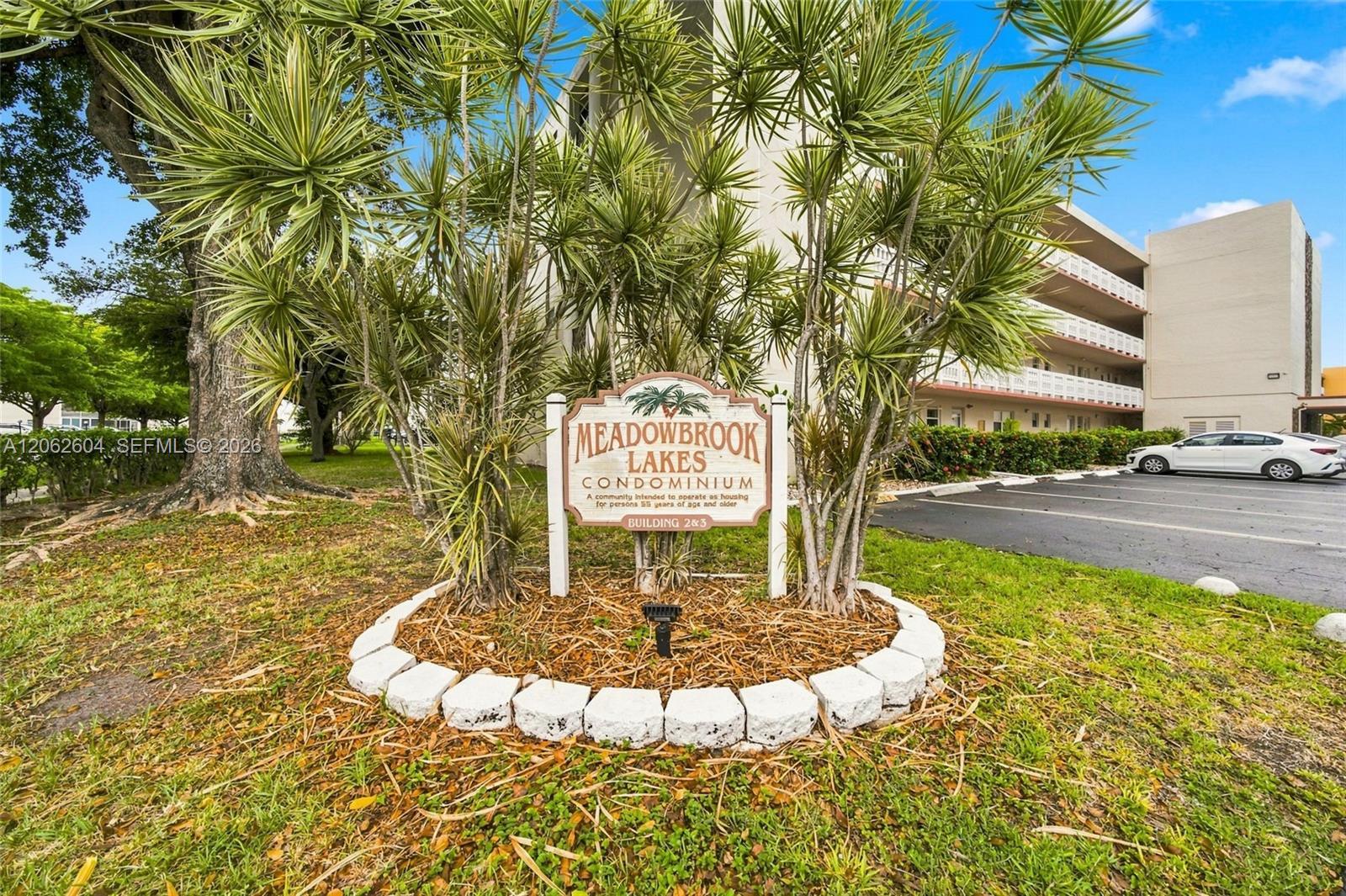 206 SE 10th St # 203, Dania Beach FL 33004 photo 3