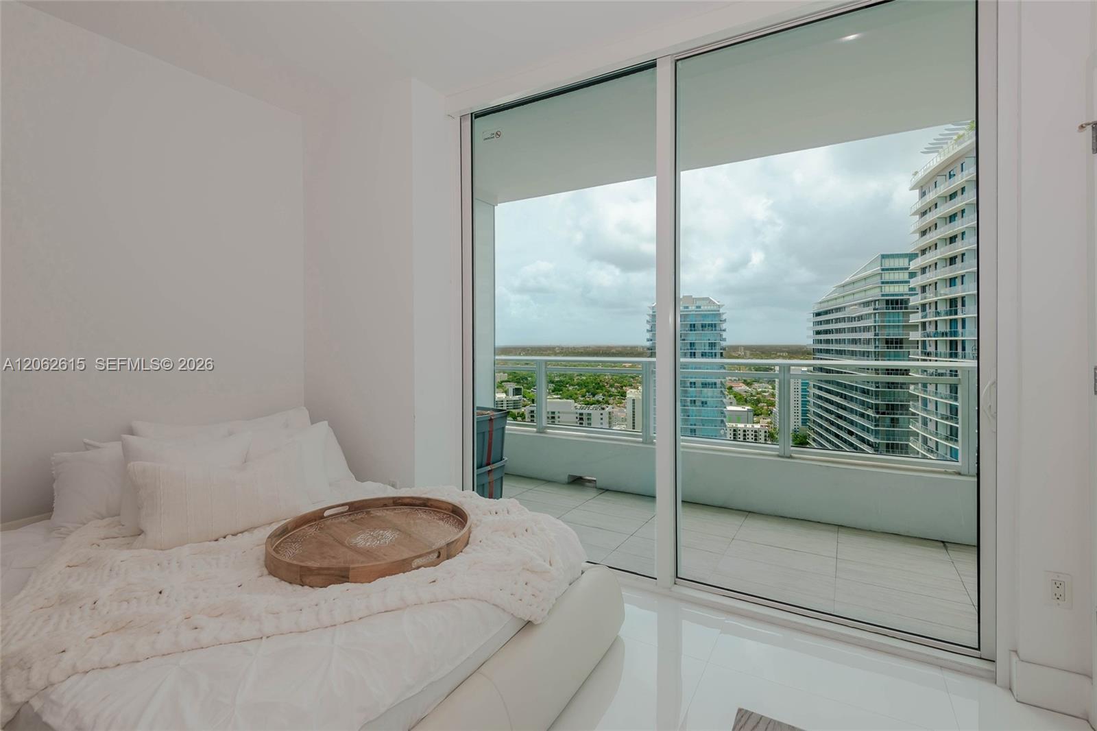 1080 Brickell Ave # 3405, Miami FL 33131 photo 4