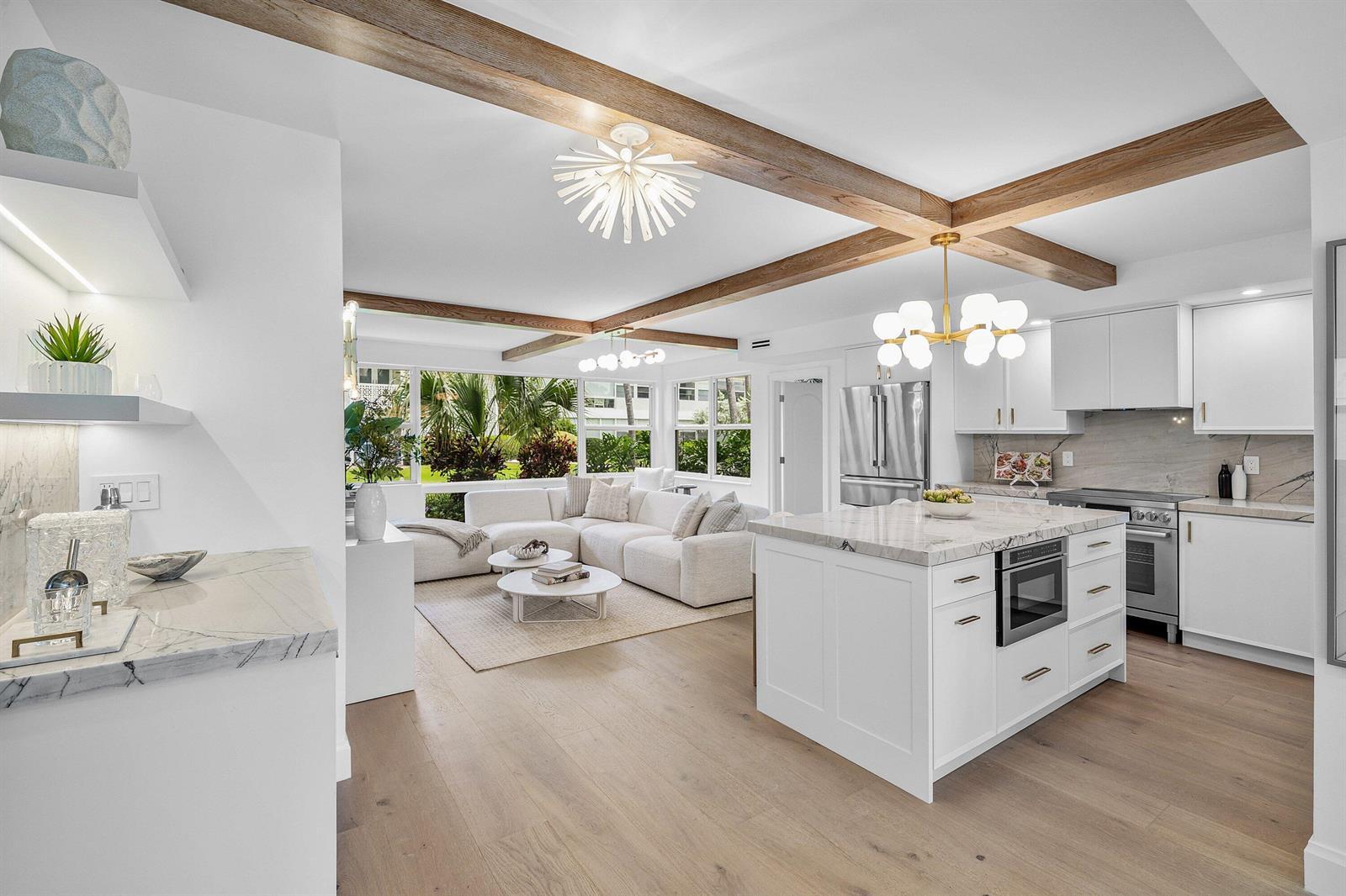 320 S OCEAN Boulevard, Delray Beach FL 33483 photo 2