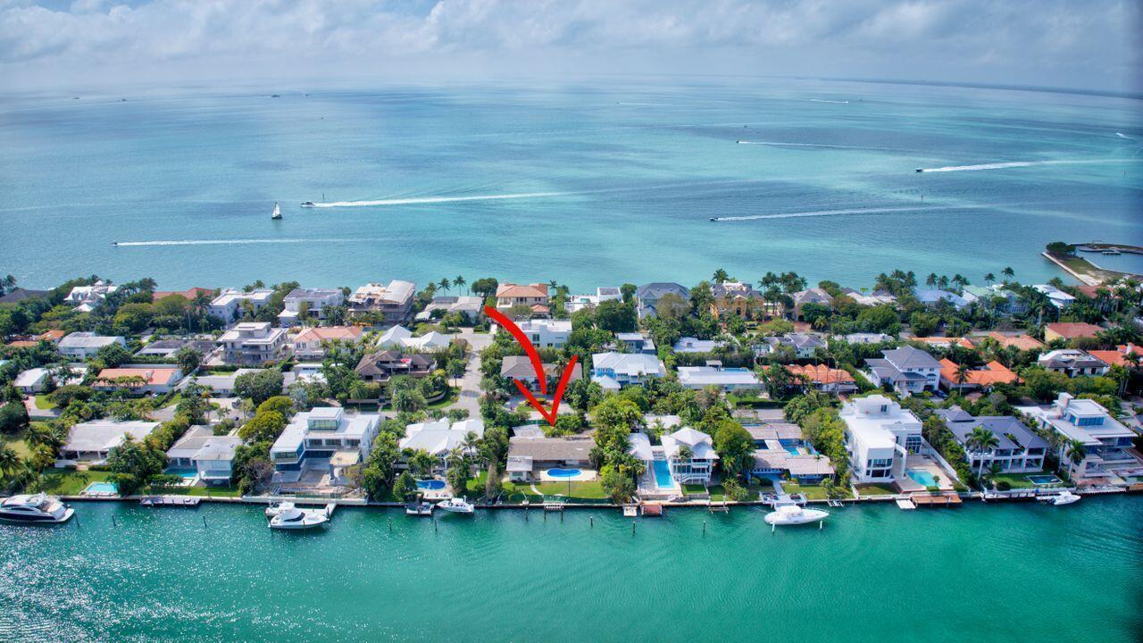 631 N Mashta Drive, Key Biscayne FL 33149 photo 2