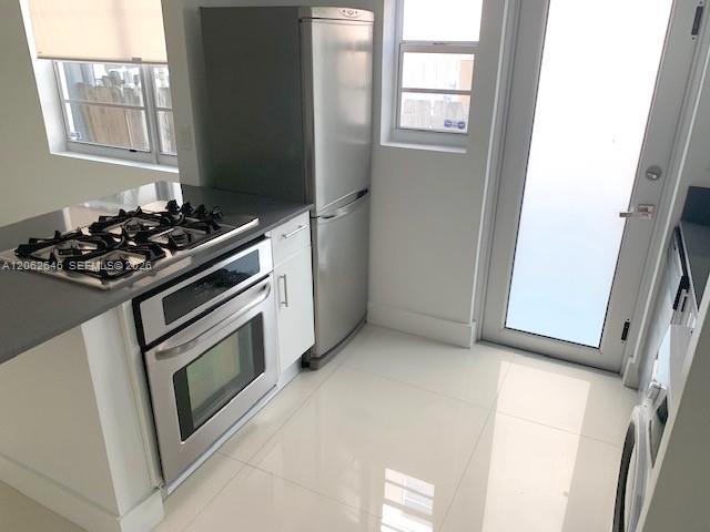 1604 Drexel Ave # 109, Miami Beach FL 33139 photo 4