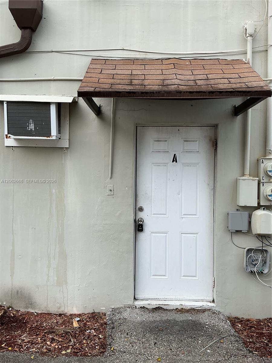 2331 Hayes St # A, Hollywood FL 33020 photo 4
