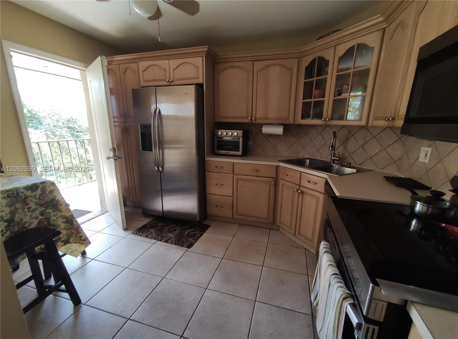 6301 N Fall Circle Dr # 410, Lauderhill FL 33319 photo 5