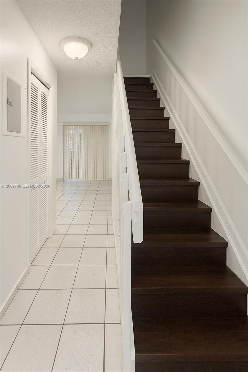 8170 NW 10th St # 2, Miami FL 33126 photo 4