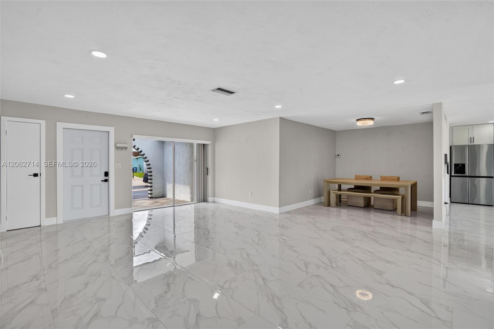 9531 NW 20th Pl, Sunrise FL 33322 photo 4