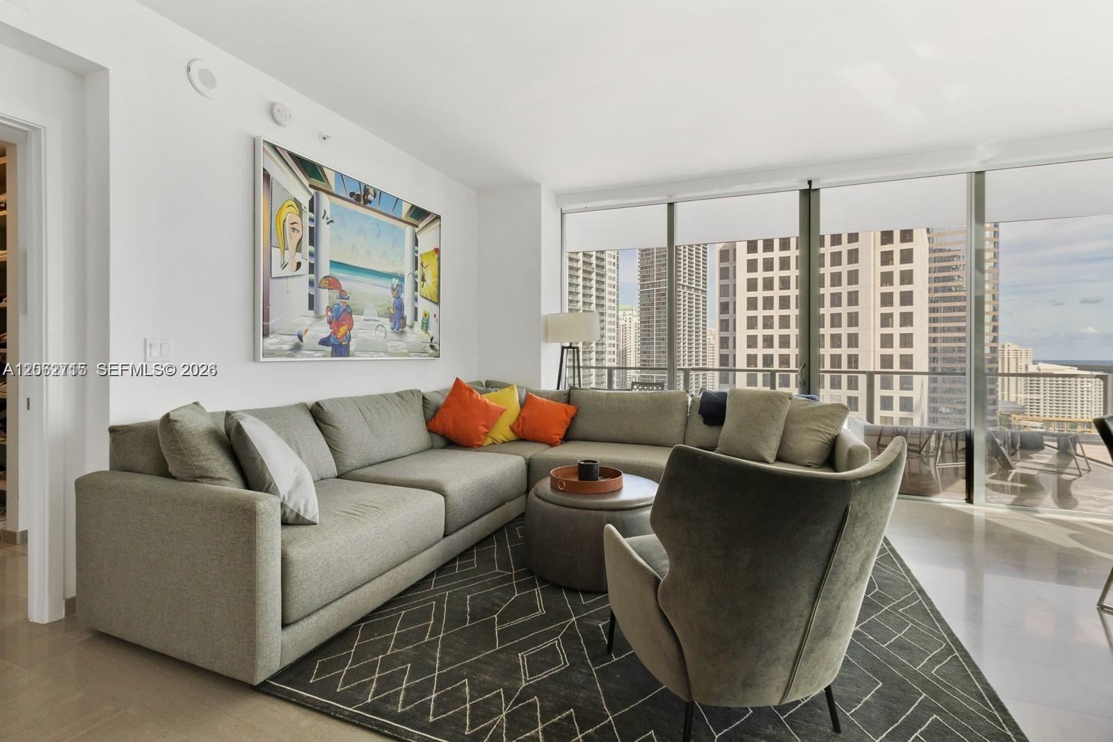 68 SE 6th St # 2101, Miami FL 33131 photo 5