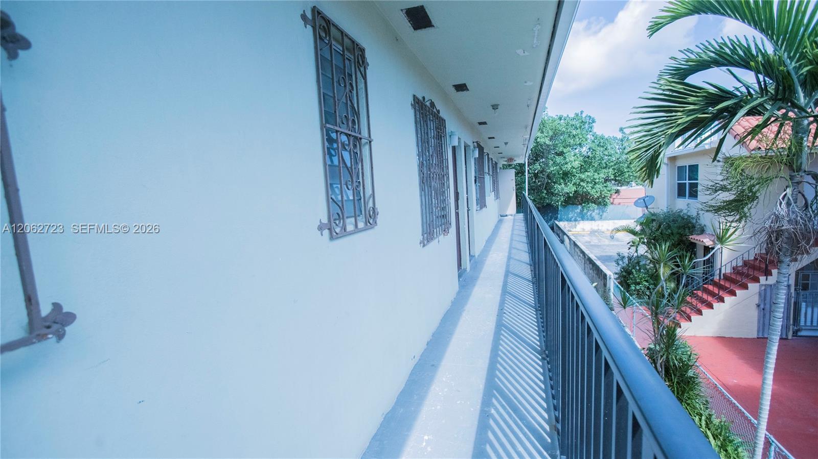 461 SW 6th St # 3, Miami FL 33130 photo 5