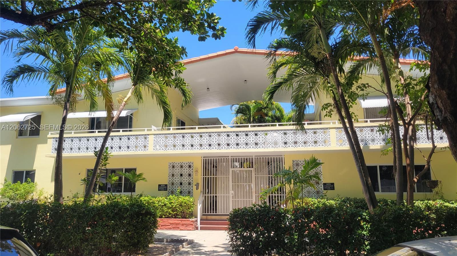 655 Meridian Ave # 8, Miami Beach FL 33139 photo 2