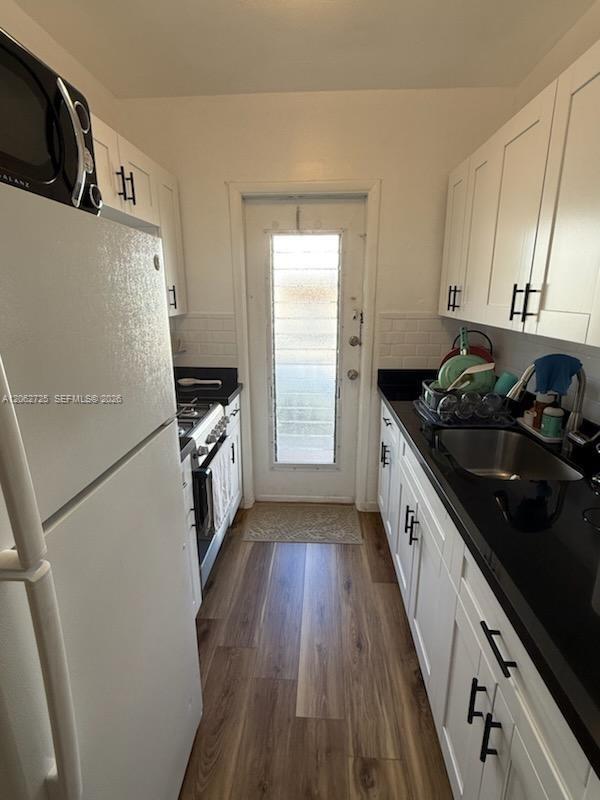 655 Meridian Ave # 8, Miami Beach FL 33139 photo 4