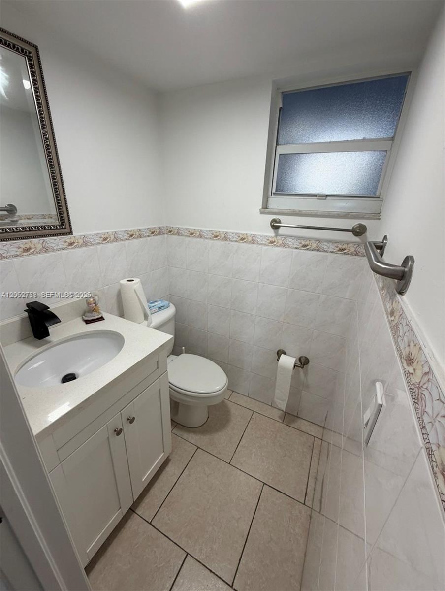 310 Fontainebleau Blvd # 206, Miami FL 33172 photo 5