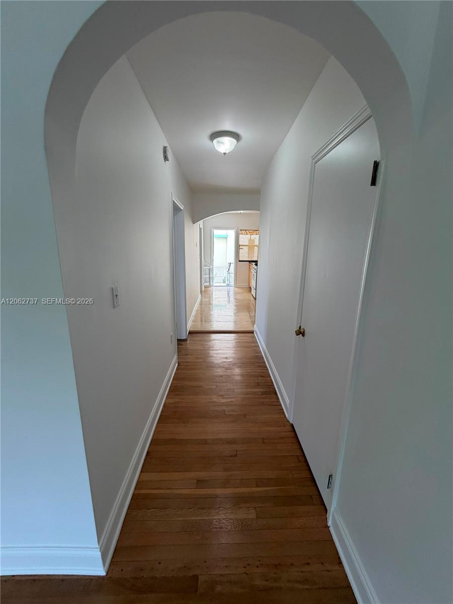 1027 Euclid Ave # 4, Miami Beach FL 33139 photo 3