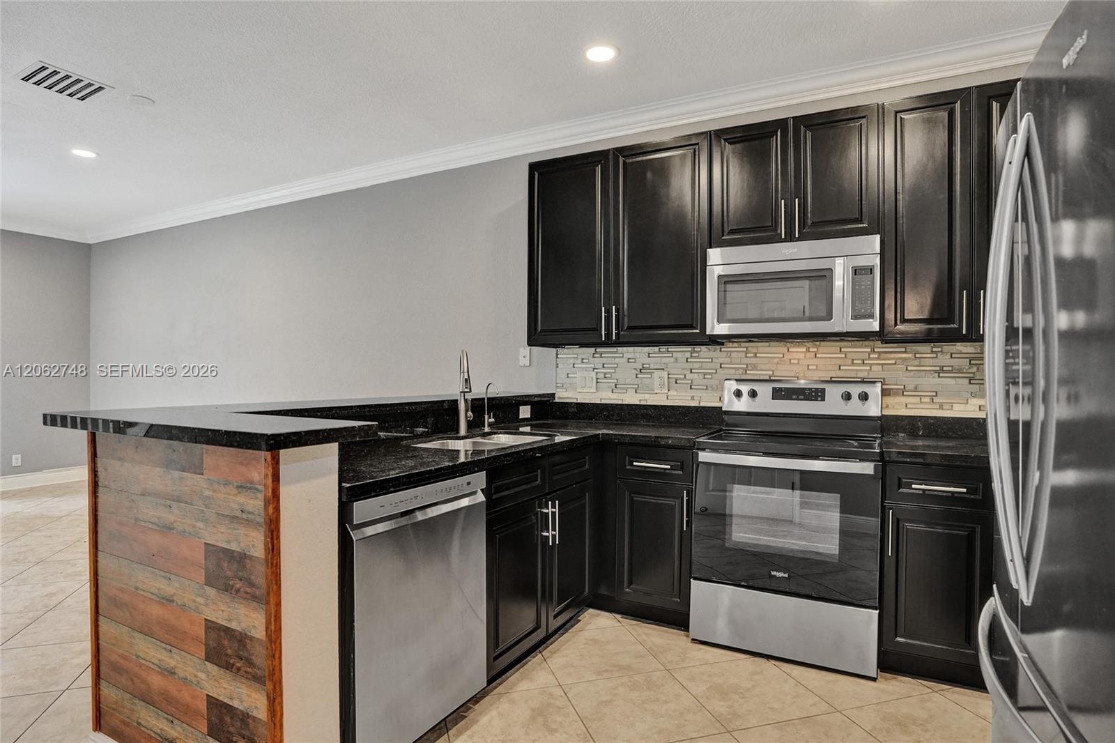 3612 NW 13th St, Lauderhill FL 33311 photo 2