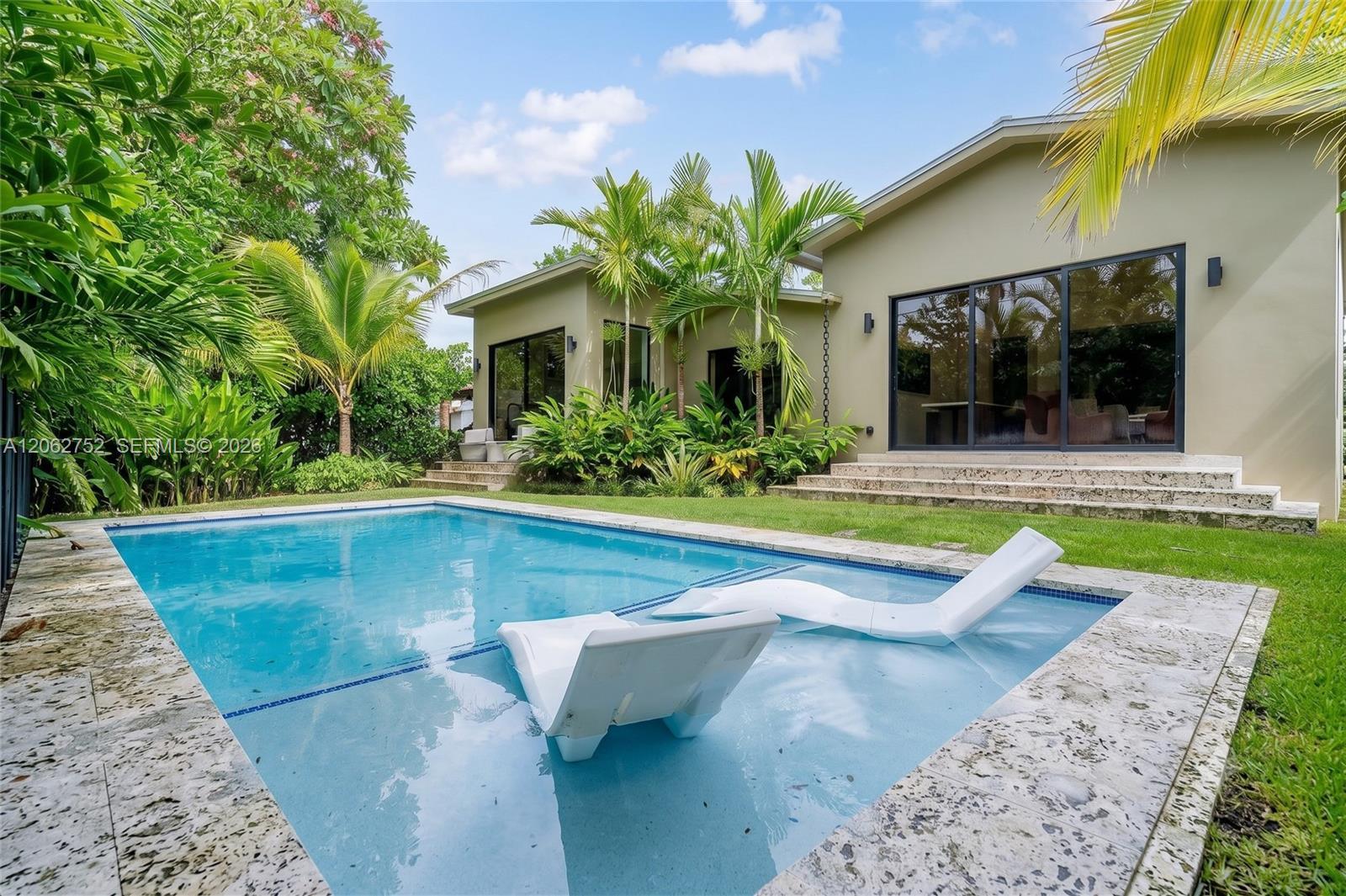 2434 SW 19th St, Miami FL 33145