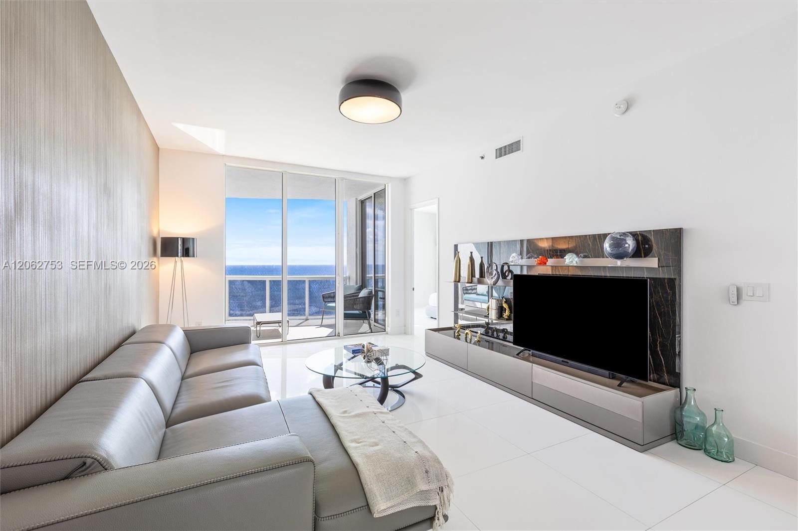 15811 Collins Ave # 1604, Sunny Isles Beach FL 33160 photo 2