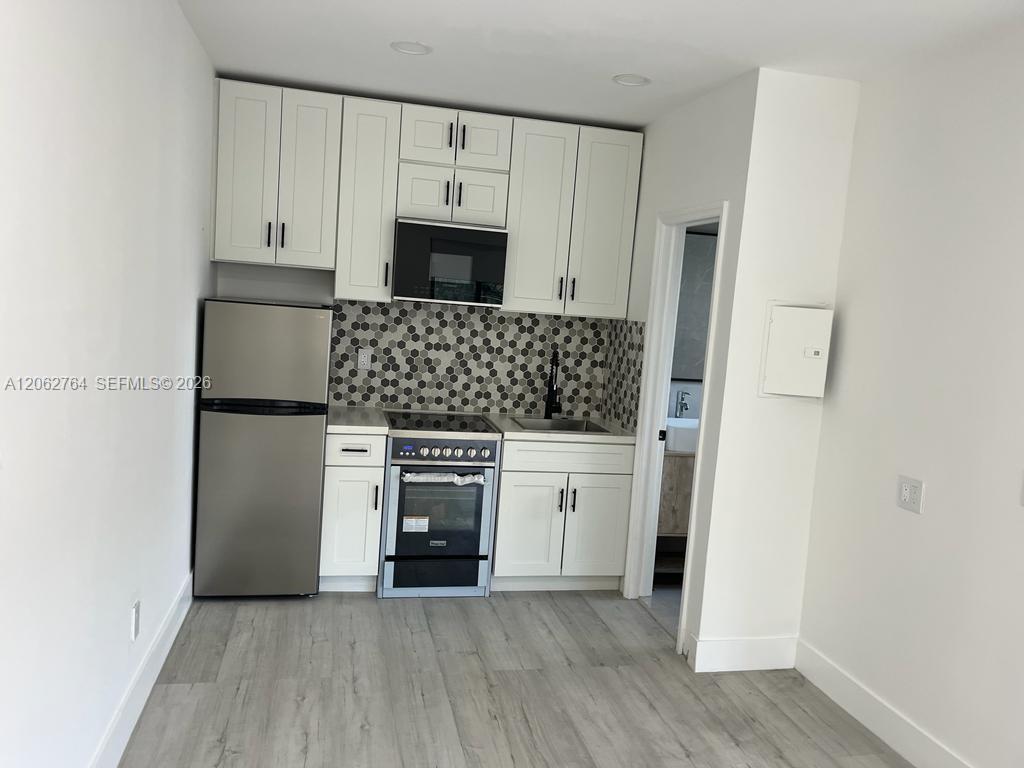 7128 Indian Creek Dr # 8, Miami Beach FL 33141 photo 4