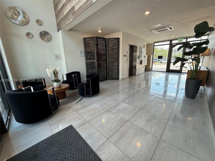 8167 NW 41st St # 409, Doral FL 33166 photo 3