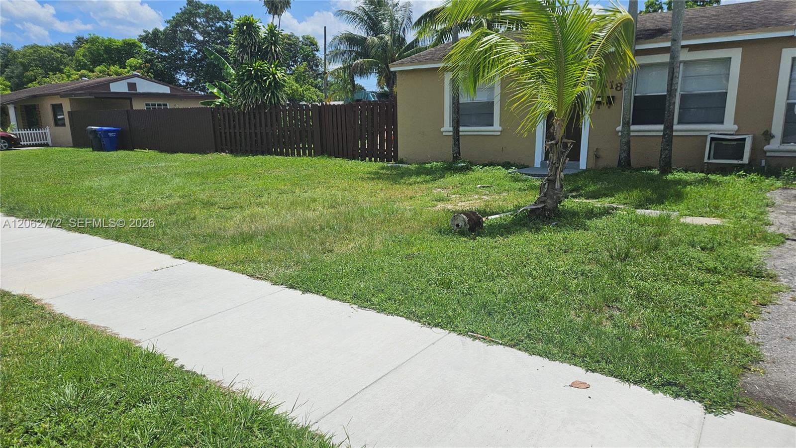 6118 Plunkett St # 1, Hollywood FL 33023