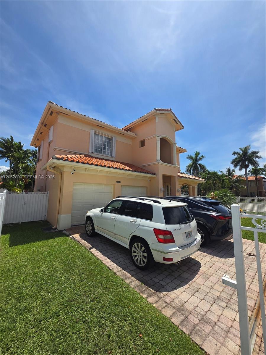 Miami, FL 33185 photo 4