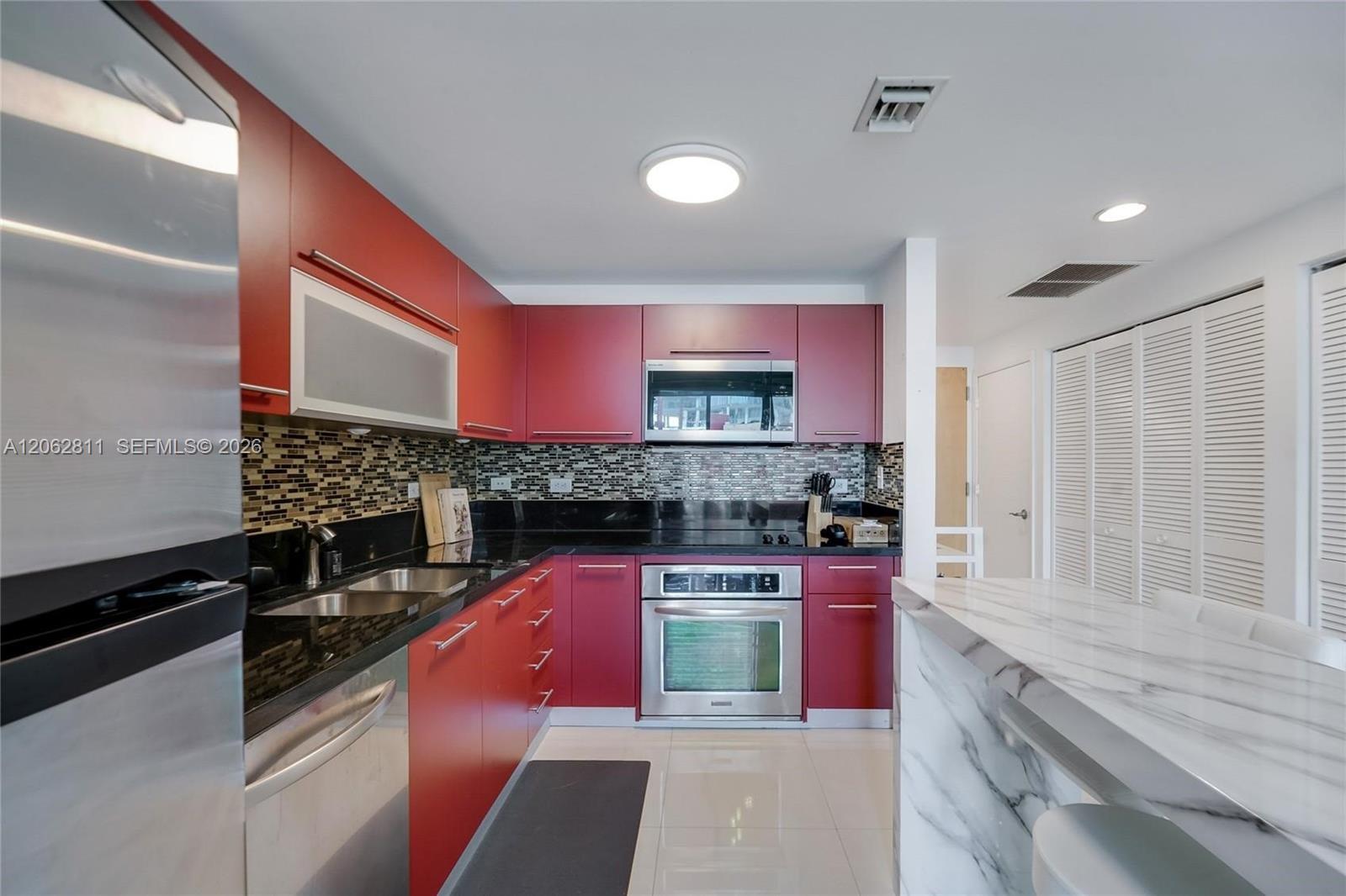 244 Biscayne Blvd # 644, Miami FL 33132 photo 2