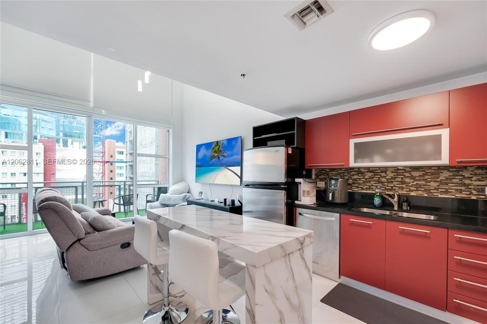 244 Biscayne Blvd # 644, Miami FL 33132 photo 3