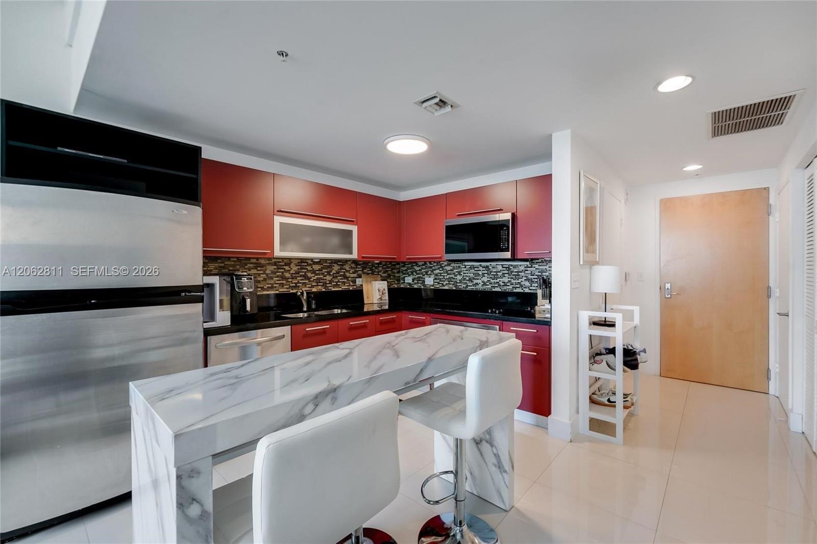 244 Biscayne Blvd # 644, Miami FL 33132 photo 4
