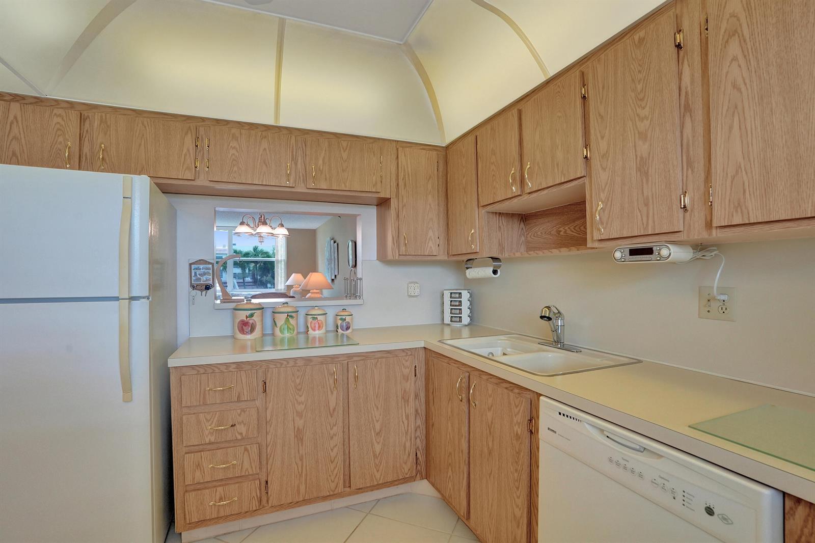 6850 Royal Palm Boulevard # 202G, Margate FL 33063 photo 4