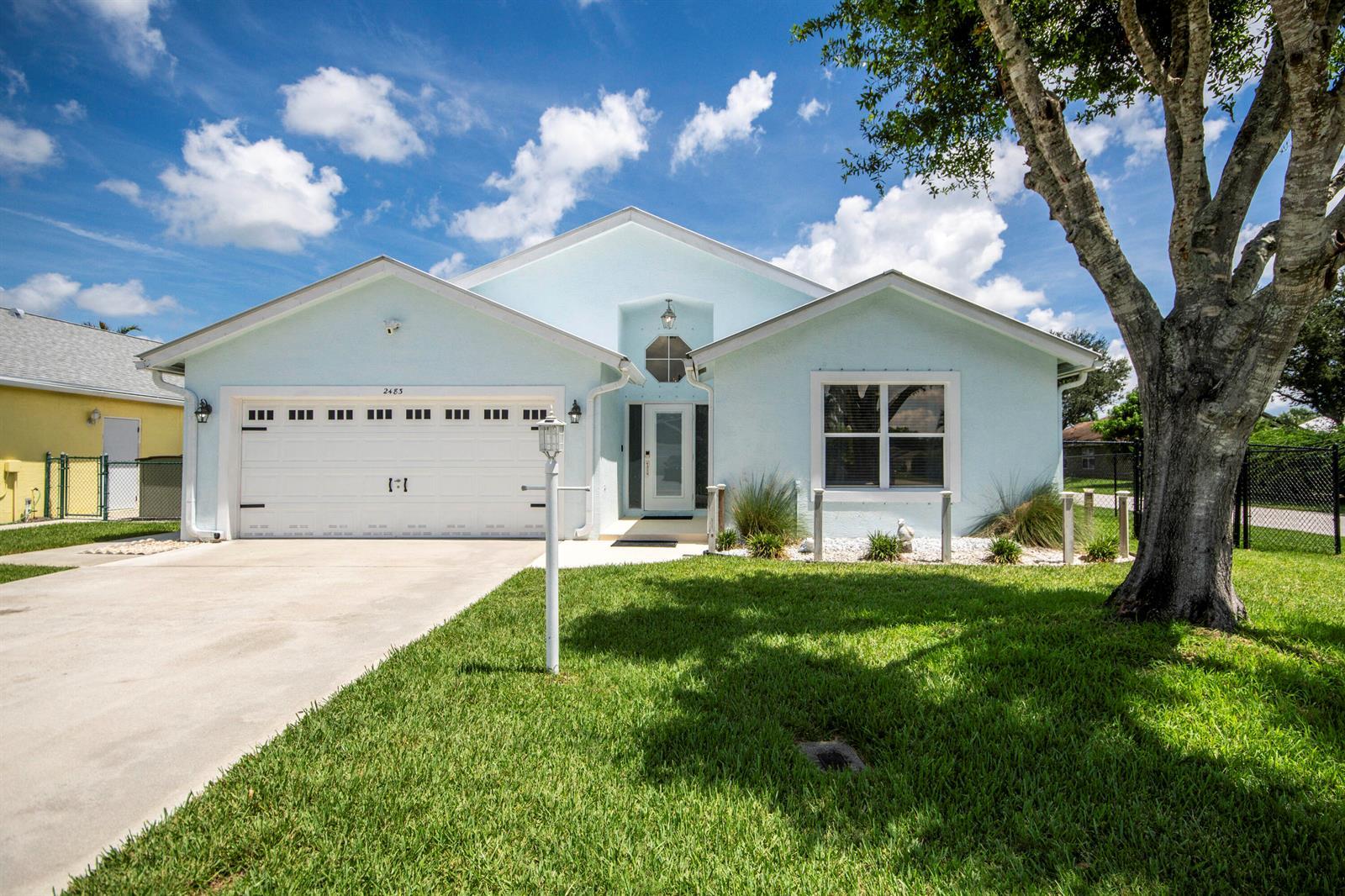 2483 SW Regency Road, Stuart FL 34997 photo 2