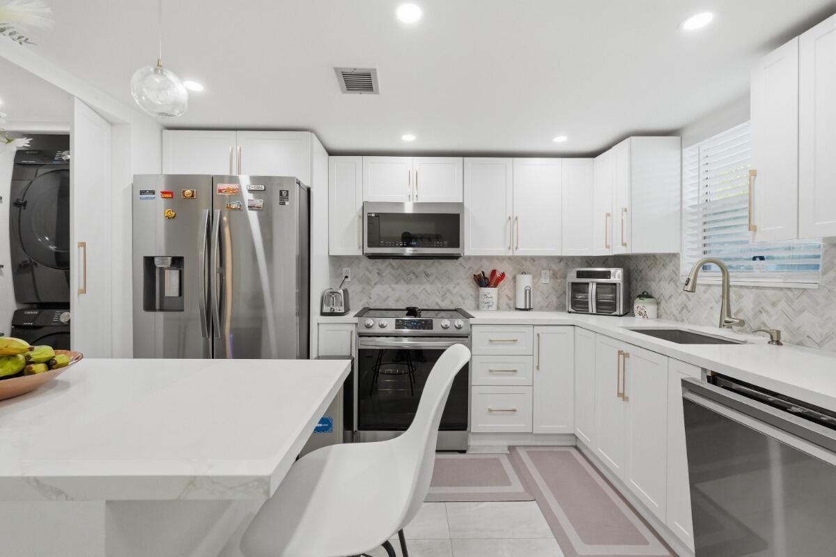 6100 NW 44TH Street # 104, Lauderhill FL 33319 photo 4