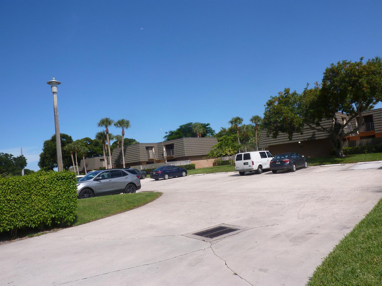 3203 32nd Way, West Palm Beach FL 33407