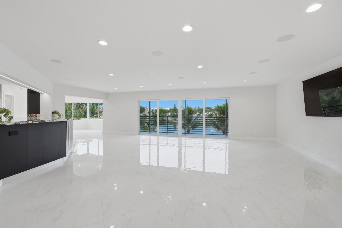 877 NE 195TH Street # 222, Miami FL 33179 photo 3