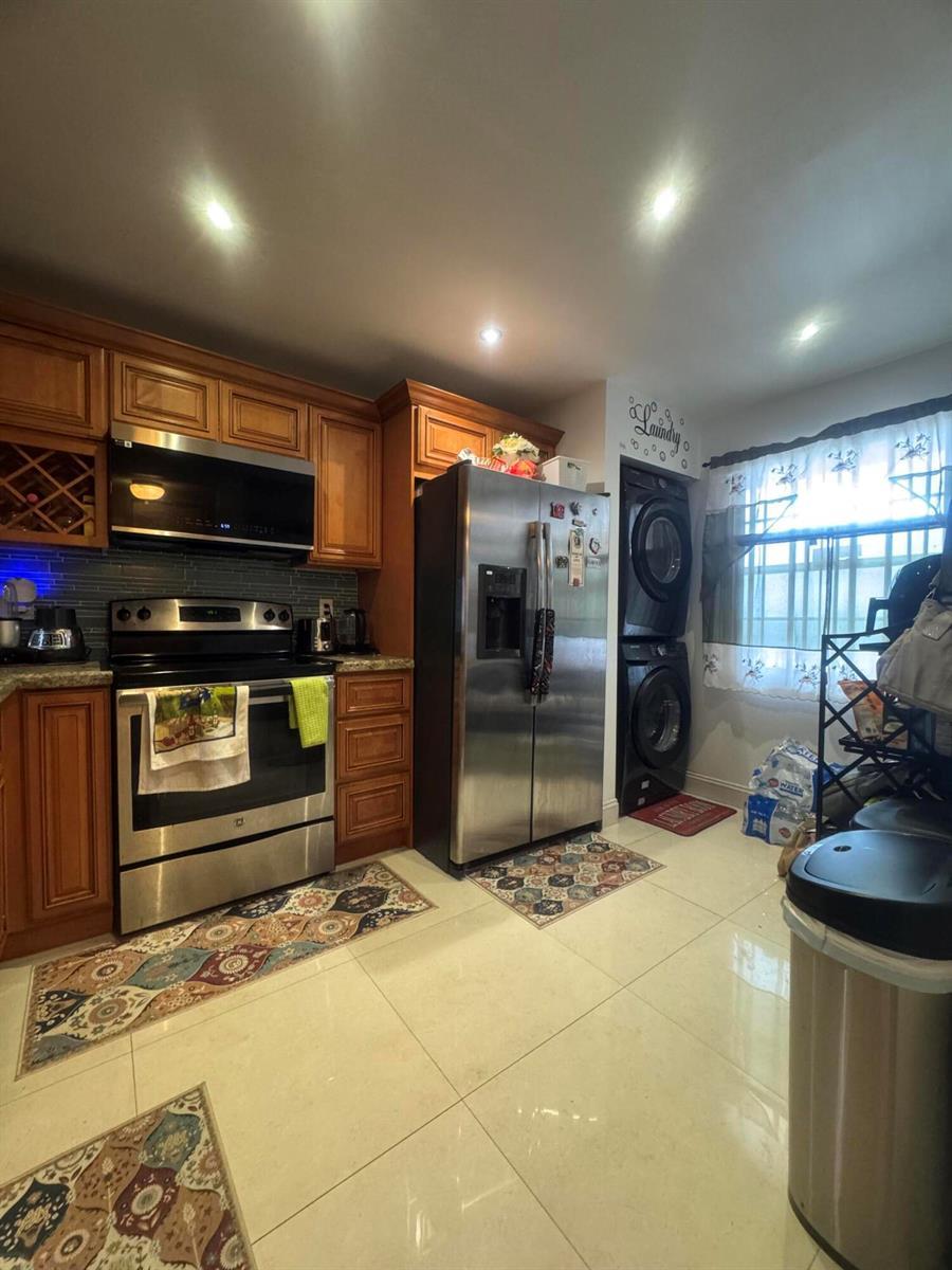 6575 W Oakland Park Boulevard, Lauderhill FL 33313 photo 2