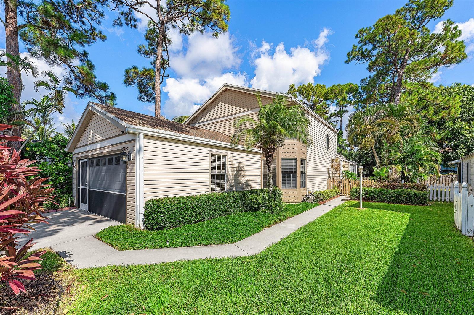 5601 Berry Blossom Way W, West Palm Beach FL 33415 photo 3