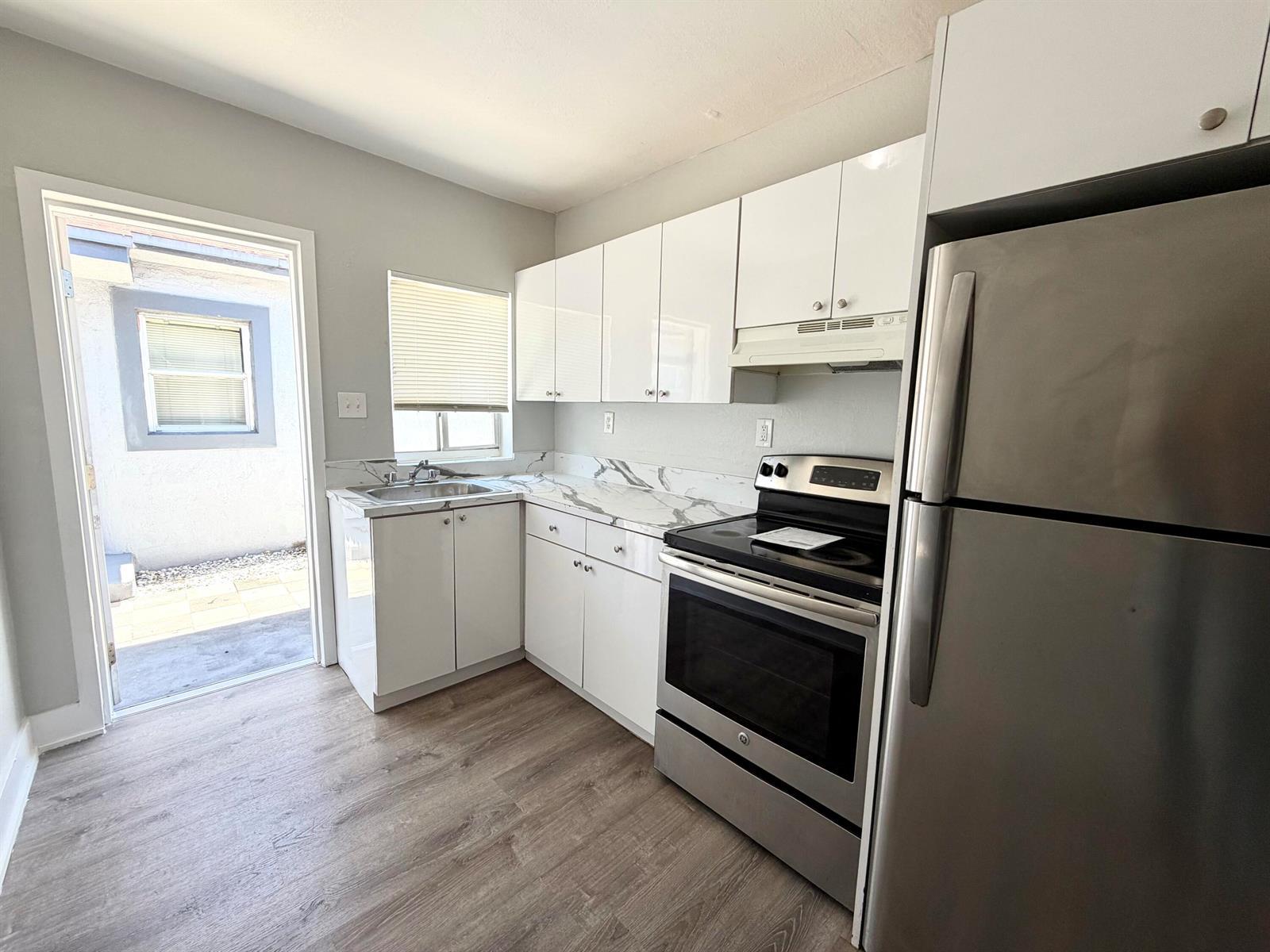 614 NE 3rd Street # 8, Hallandale Beach FL 33009 photo 4