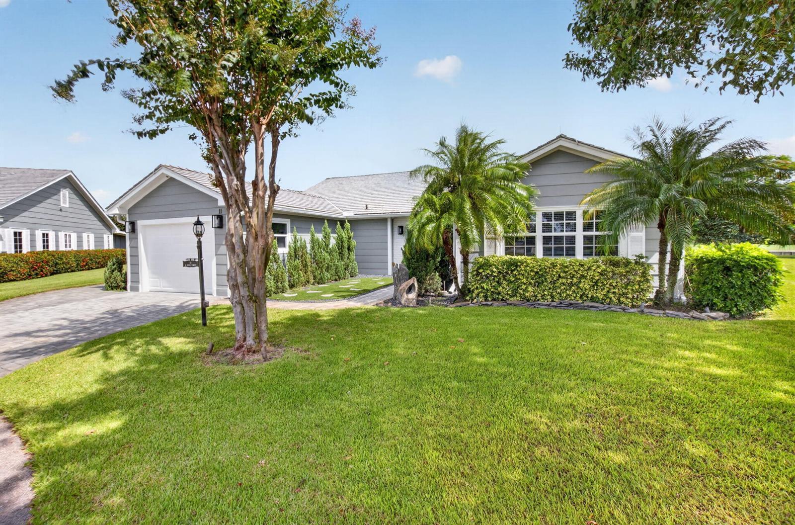 11 HOLLY, Boynton Beach FL 33436 photo 3