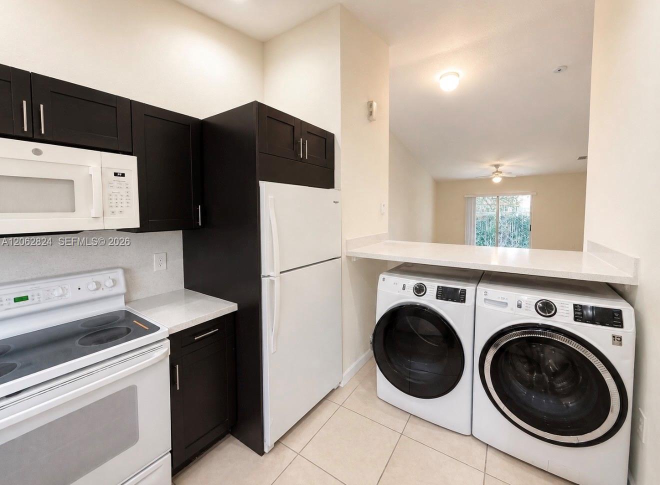 3864 SW 48th Ave # 3864, Hollywood FL 33023 photo 2