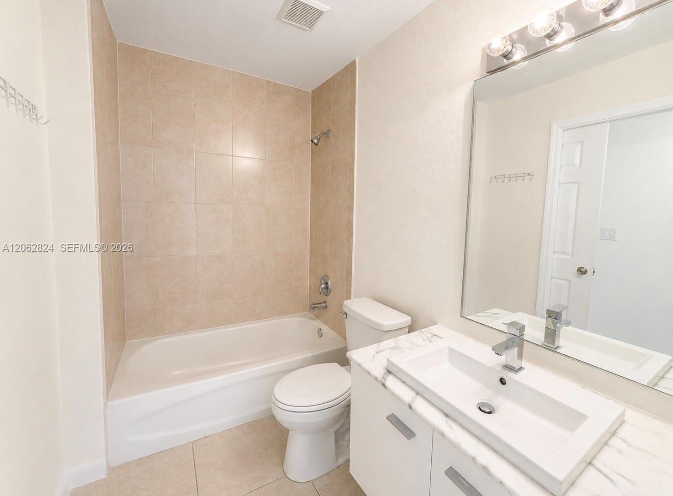 3864 SW 48th Ave # 3864, Hollywood FL 33023 photo 4