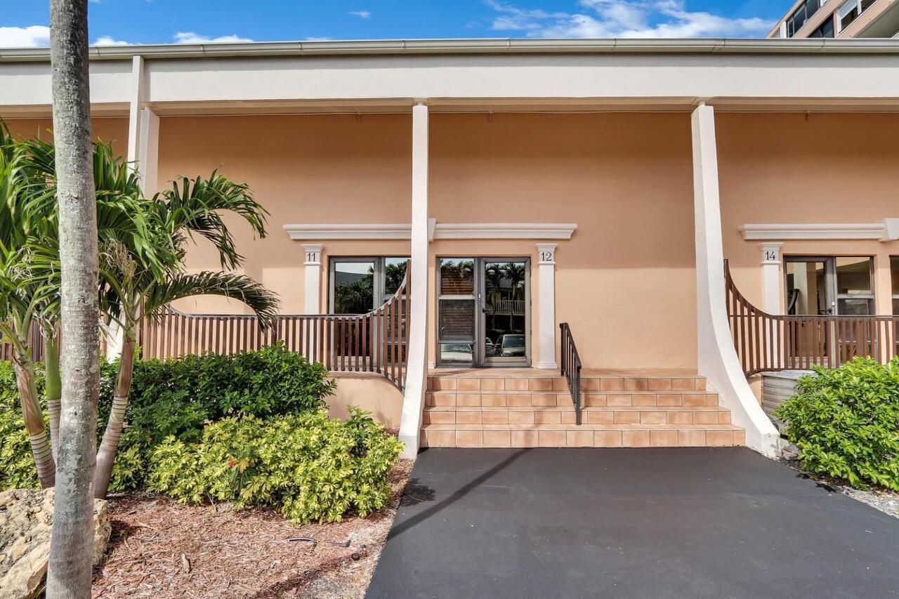 3589 S Ocean Boulevard # L12, South Palm Beach FL 33480 photo 2