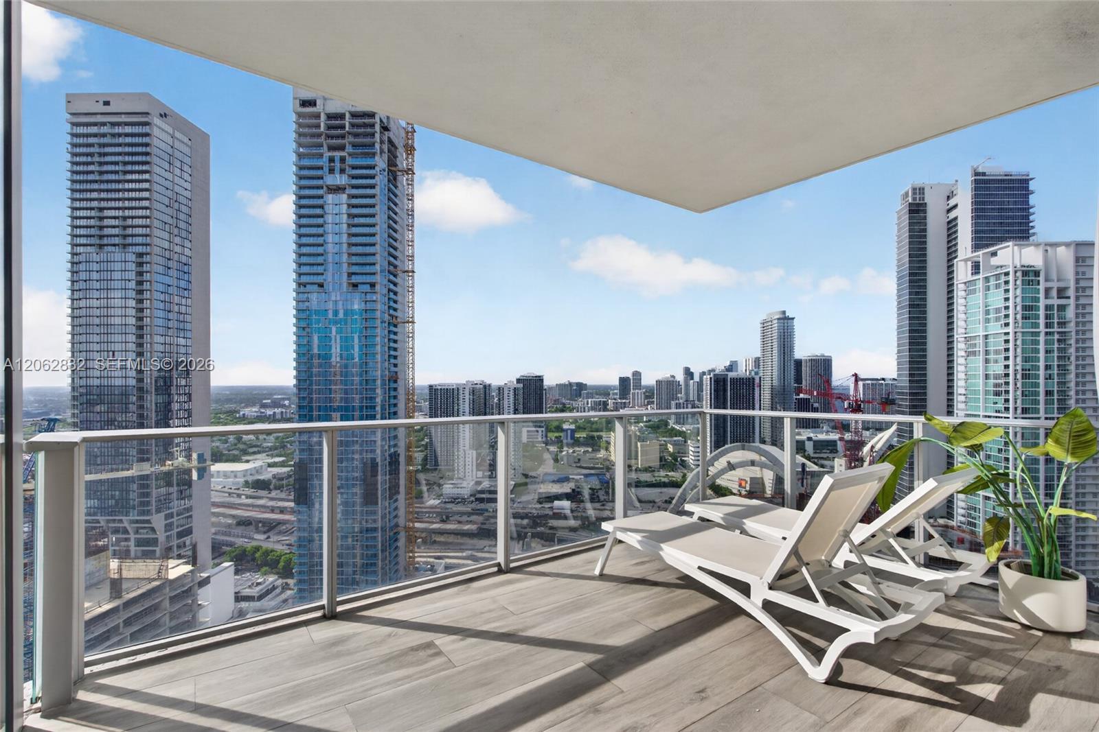 851 NE 1st Ave # 3201, Miami FL 33132 photo 3