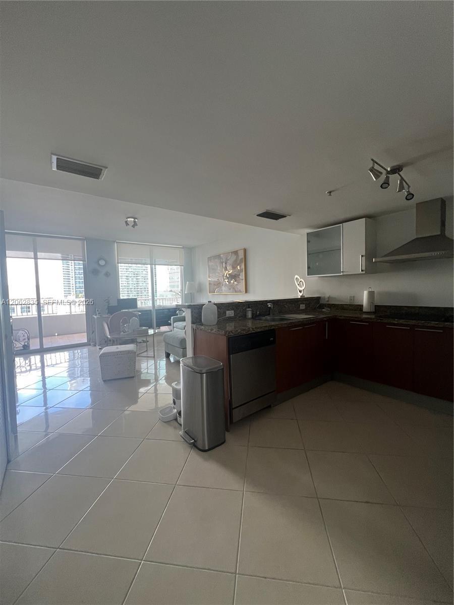 170 SE 14th St # 2007, Miami FL 33131