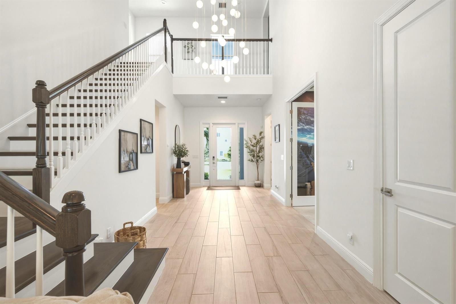 9264 CRESTVIEW Circle, Palm Beach Gardens FL 33412 photo 3