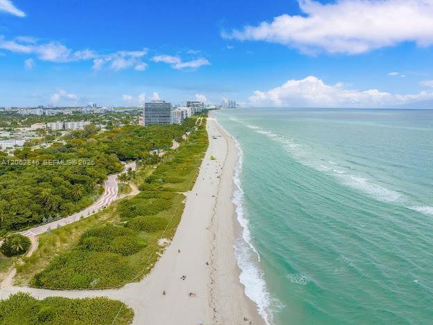 7921 Byron Ave # 404, Miami Beach FL 33141 photo 2
