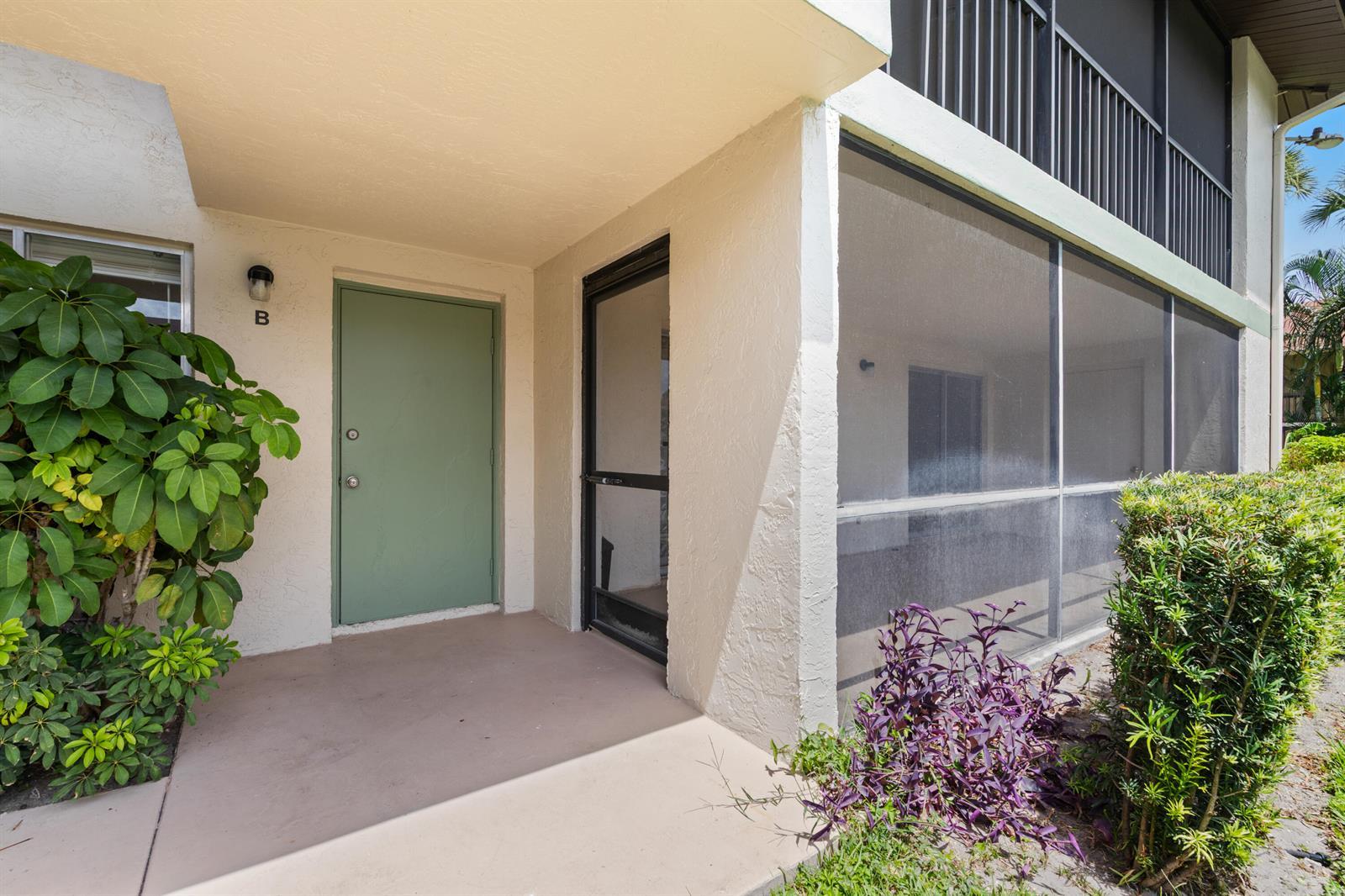 6446 Chasewood Drive # b, Jupiter FL 33458 photo 2