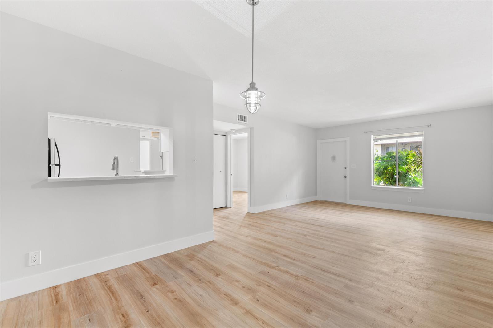 6446 Chasewood Drive # b, Jupiter FL 33458 photo 5